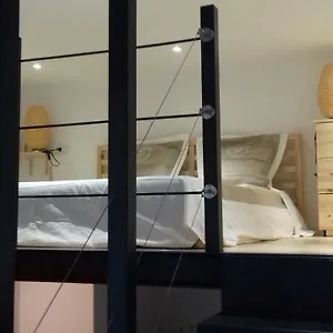 Apartment 10 Via Giuseppe Sirtori, Milan